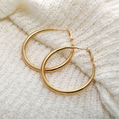 Hot selling golden big circle earrings creative exaggerated personality metal earrings wholesale