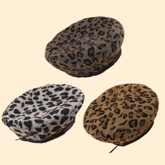 Hot selling fashion retro leopard berethat wholesale