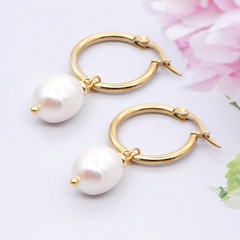 Hot selling fashion gorgeous natural freshwater pearl temperament large hoop earrings