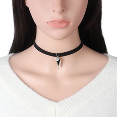 new hot-saling choker zircon three-dimensional geometric triangle short necklace for women