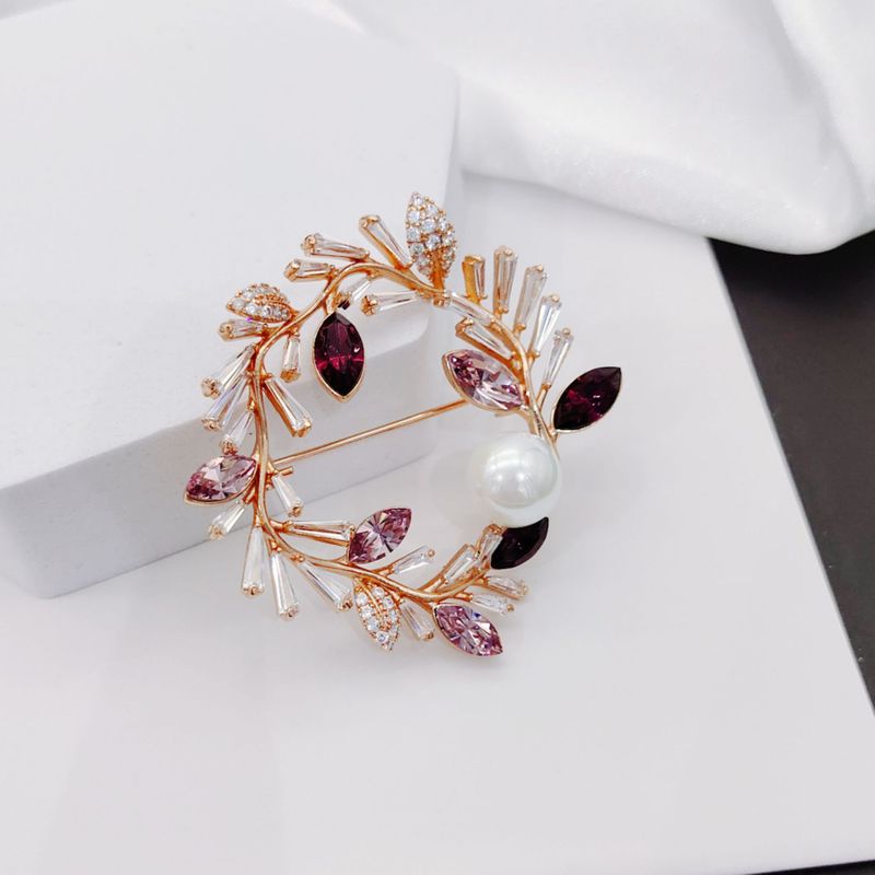 Korean fashion crystal brooch wild sweater accessories ladies copper corsage suit pins