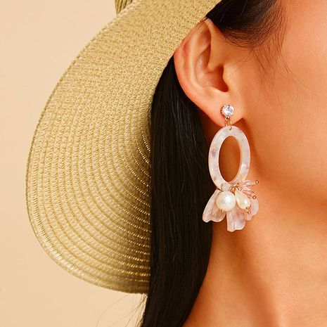 European and American New Earrings 2019 Leopard Oval Resin Pearl Earrings Women's Acrylic Acetate Earrings's discount tags