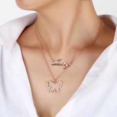 Collar de diamantes de múltiples capas simple coreano moda nueva cadena de clavícula con letra de mariposa hueca
