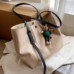Largecapacity handbags fashion big simple soft leather shoulder tote bagpicture30