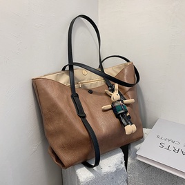 Largecapacity handbags fashion big simple soft leather shoulder tote bagpicture32