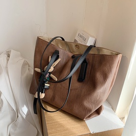 Largecapacity handbags fashion big simple soft leather shoulder tote bagpicture36