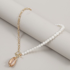 Collar de mujer asimétrico creativo con colgante de perlas de concha natural de moda