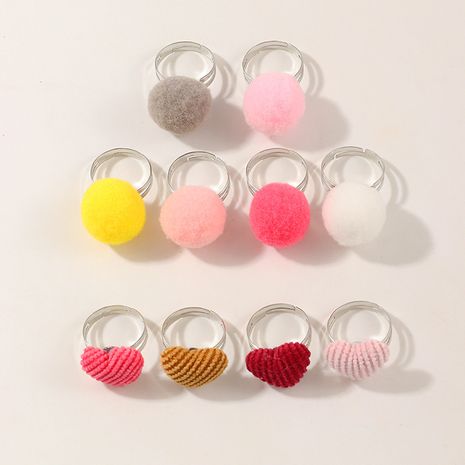 Koreanische süße Kinderring Kaschmir Haarball Mini Ring Großhandel's discount tags