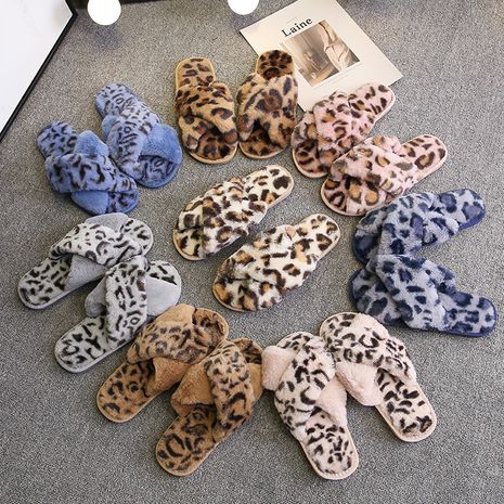 Fashion plush slippers leopard print plush slippers indoor cotton slippers wholesale's discount tags