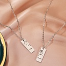 collier en acier inoxydable avec lettre roi et reinepicture11