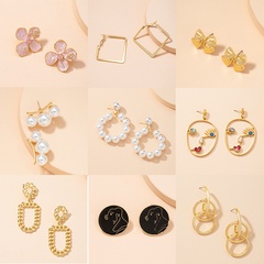retro fashion pearl geometric chain earrings