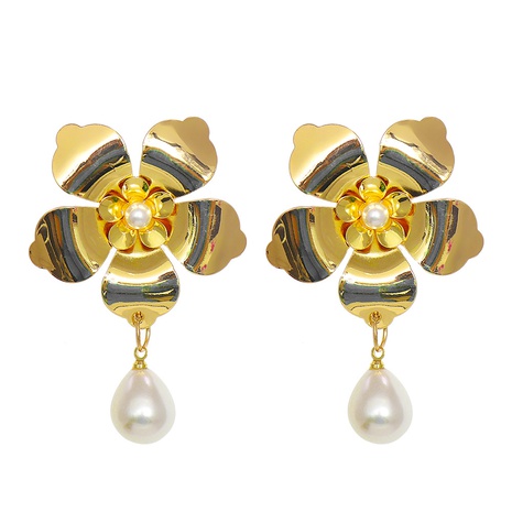 new style earrings alloy diamond-set craftsmanship flower-shaped pearl earrings's discount tags