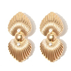 European and American fashion earrings personality alloy creative sense shell diamond exaggerated popular earrings