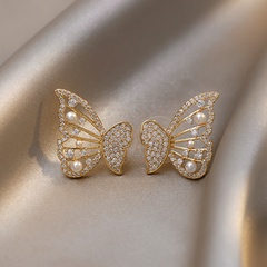 Korean personality butterfly pearl high-quality earrings