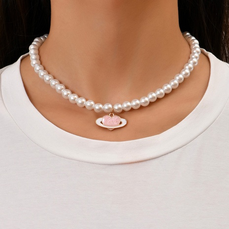 Japanese and Korean fashion personality ladies imitation pearl clavicle chain's discount tags