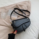 niche bag female 2021 new fashion casual oneshoulder messenger texture underarm bag commuter bagpicture22