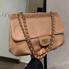 Retro bag female large capacity 2021 new fashion rhombus chain bag single shoulder messenger bag