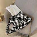 black and white checkerboard large capacity plush tote bag autumn and winter new simple plush shoulder bagpicture21