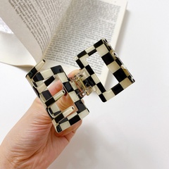 PVC material black and white checkerboard square acrylic hair shark clip