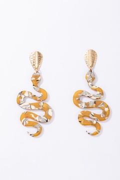 2021 Personalized Creative Jewelry Serpentine Earrings