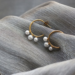 simple autumn and winter beautiful imitation pearl titanium steel earrings
