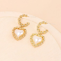 Pendientes colgantes de perlas de amor en forma de C geométricos retro pendientes de temperamento de diseño de moda