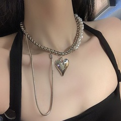 2021 new titanium steel peach love pearl necklace female personality clavicle chain hip hop trend