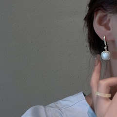 Fashion pearl earrings 2021 new trendy ear hooks Korean retro copper earrings women wholesale