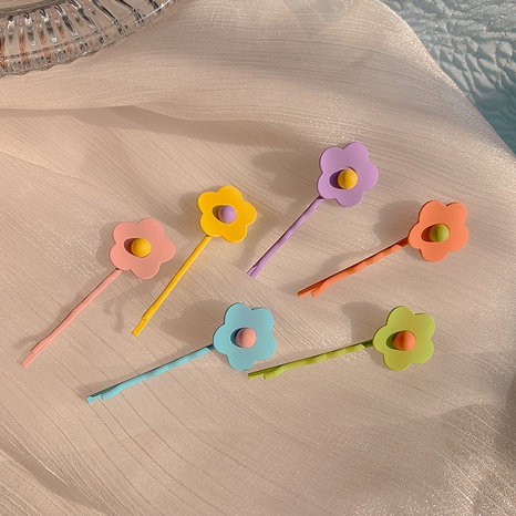 Flower hairpin sweet girl heart bangs clip Korean geometric hair accessories wholesale's discount tags