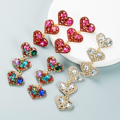 Boucles d'oreilles diamant en alliage multicouche en forme de coeur avec diamant de couleur mode