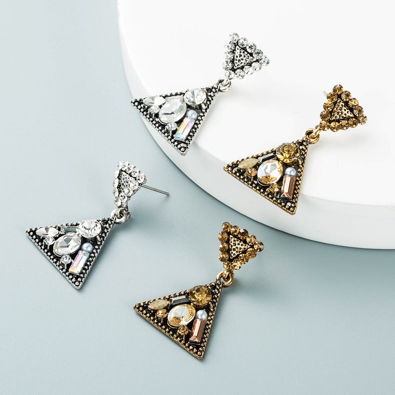Kreative mehrschichtige mit Diamanten besetzte geometrische Ohrringe aus Dreiecklegierung