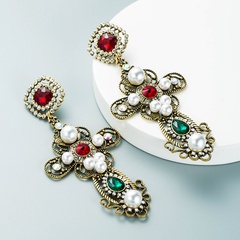 European and American popular new hollow alloy rhinestone-studded large cross pearl retro earrings accessories
