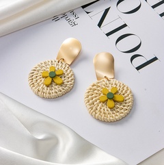 Korean style retro fashion new design wood rattan small flower earrings