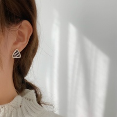 2021 new triangle diamond houndstooth earrings Korean fashion temperament earrings