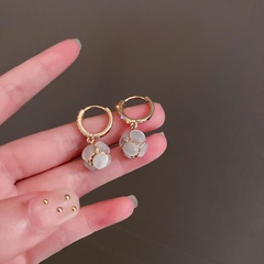 Koreanische Art einfache Opal-Diamant-besetzte Hortensie Ohrringe Mode Ohrringe personalisierte Ohrringe
