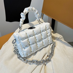 2021 new fashion chain portable small square bag western style one-shoulder diagonal diamond small square bag