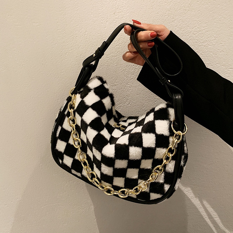 Autumn and winter plush handbags 2021 new fashion checkerboard single shoulder messenger chain big bag