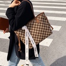 Autumn and winter largecapacity bags new fashion checkerboard commuter shoulder tote bagpicture25