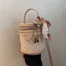 Popular bags 2021 new bags wild messenger bag texture portable bucket bagpicture15