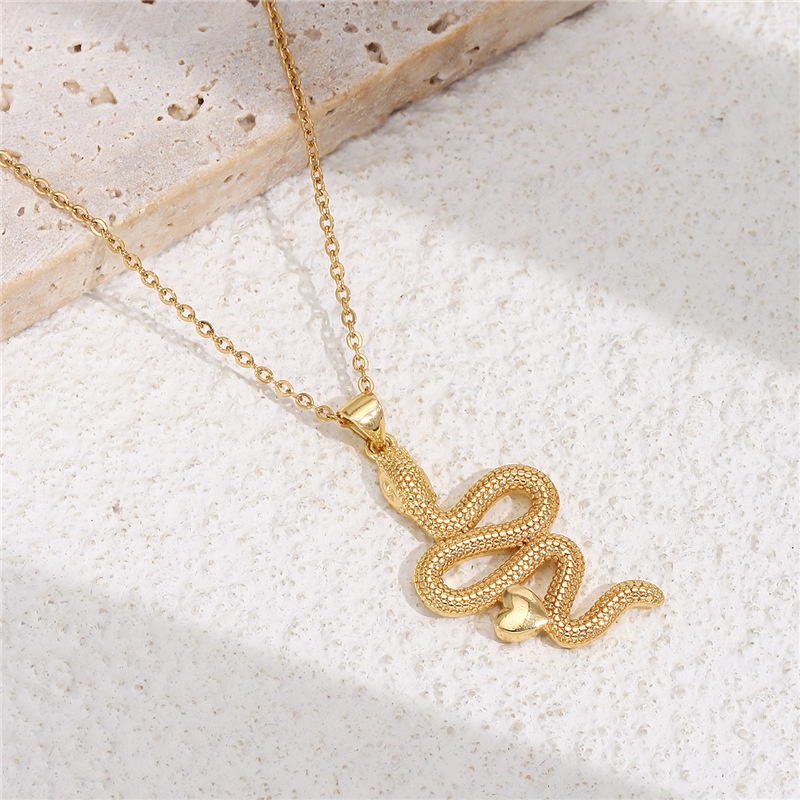 Collier pendentif en forme de serpent  enroulement rtro de style bohme de mode en gros