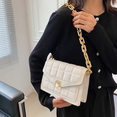 Summer New Type Good Texture Women's Bag 2022 Embroidery Thread Textured Small Square Bag Trendy Fashion Acrylic Chain Shoulder Bag