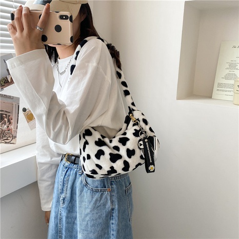 Cute plush bag fashion cow pattern one-shoulder underarm bag's discount tags
