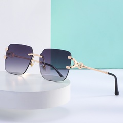 2021 new frameless sunglasses anti-ultraviolet sunglasses European and American square sunglasses men