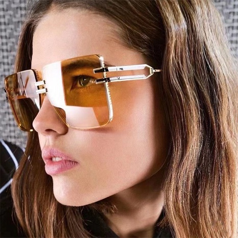 2022 New Large Rim Sunglasses Women's UV-Proof Square Sunglasses Men's Trendy Fashion Trending Sunglasses's discount tags