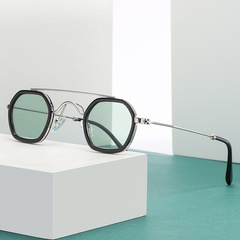 2021 neue Punk-Sonnenbrille mit Doppelstrahl europäischer und amerikanischer kleiner runder Rahmen trendige Sonnenbrille