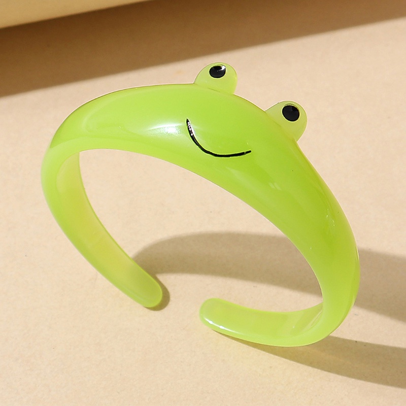 Version corenne du joli bracelet de grenouille en rsine populaire tout allumette