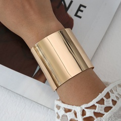 Grenzüberschreitendes neues europäisches und amerikanisches übertriebenes Modemetall Wildgold glattes breites Armband