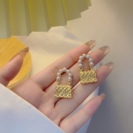 Korean pearl bag earrings fashion baroque metal texture earrings's discount tags
