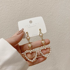 retro style love pearl earrings Korean temperamentlong peach heart earrings