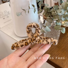 Autumn and winter plush leopard print hair clip Korean hair accessories